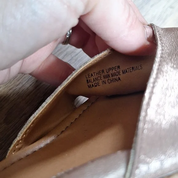 BOC Strappy Heeled Sandal Size 9M - Picture 12 of 14